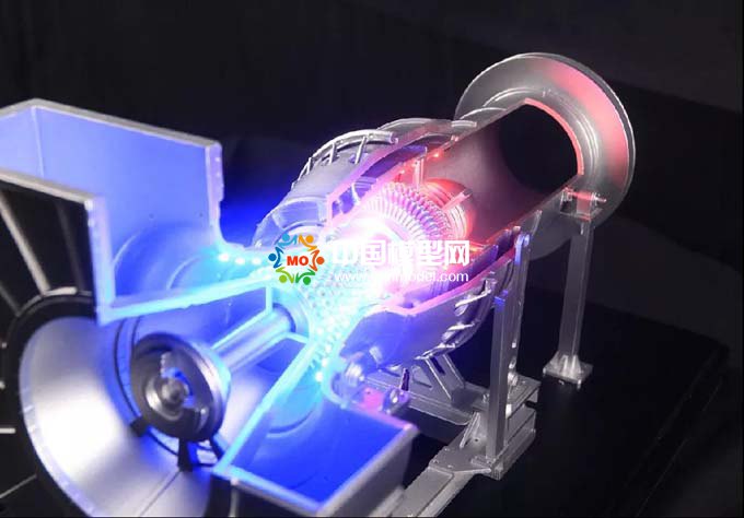 航天發動機模型
