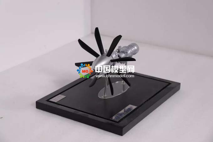 航天發動機模型