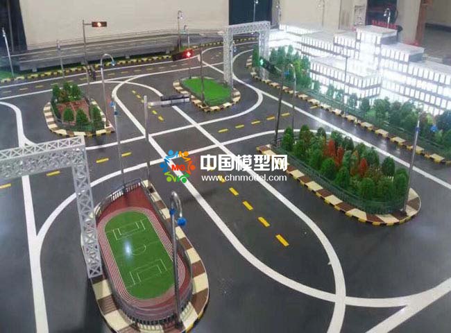 西安電子科技大學智慧交通沙盤模型應用智能交通監控系統