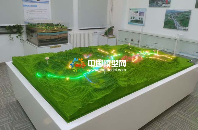 礦區位置示意沙盤模型